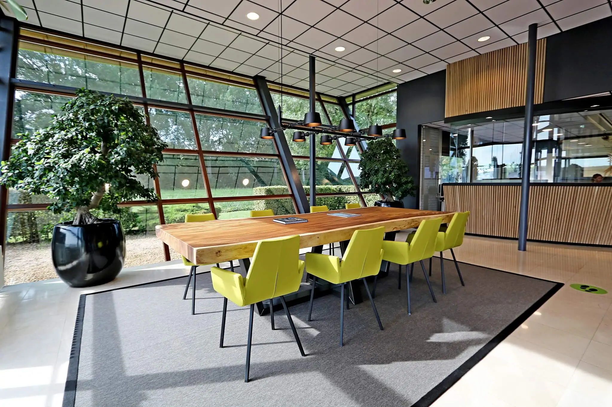 Nieuwe kantoorinrichting Bavinckhouse door Perla