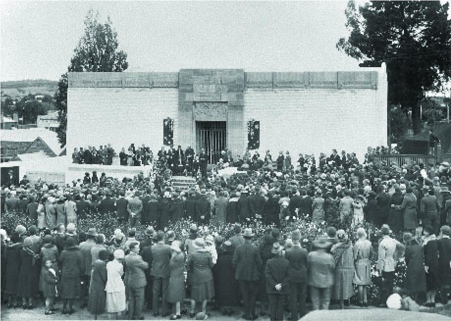 Historic black‑and‑white photograph of the Castlemaine Art Museum building, showing its early 20th‑century architecture and entrance, reflecting the museum’s founding in 1913.” Shorter version: “Early 20th‑century photograph of the Castlemaine Art Museum building shortly after its founding in 1913.