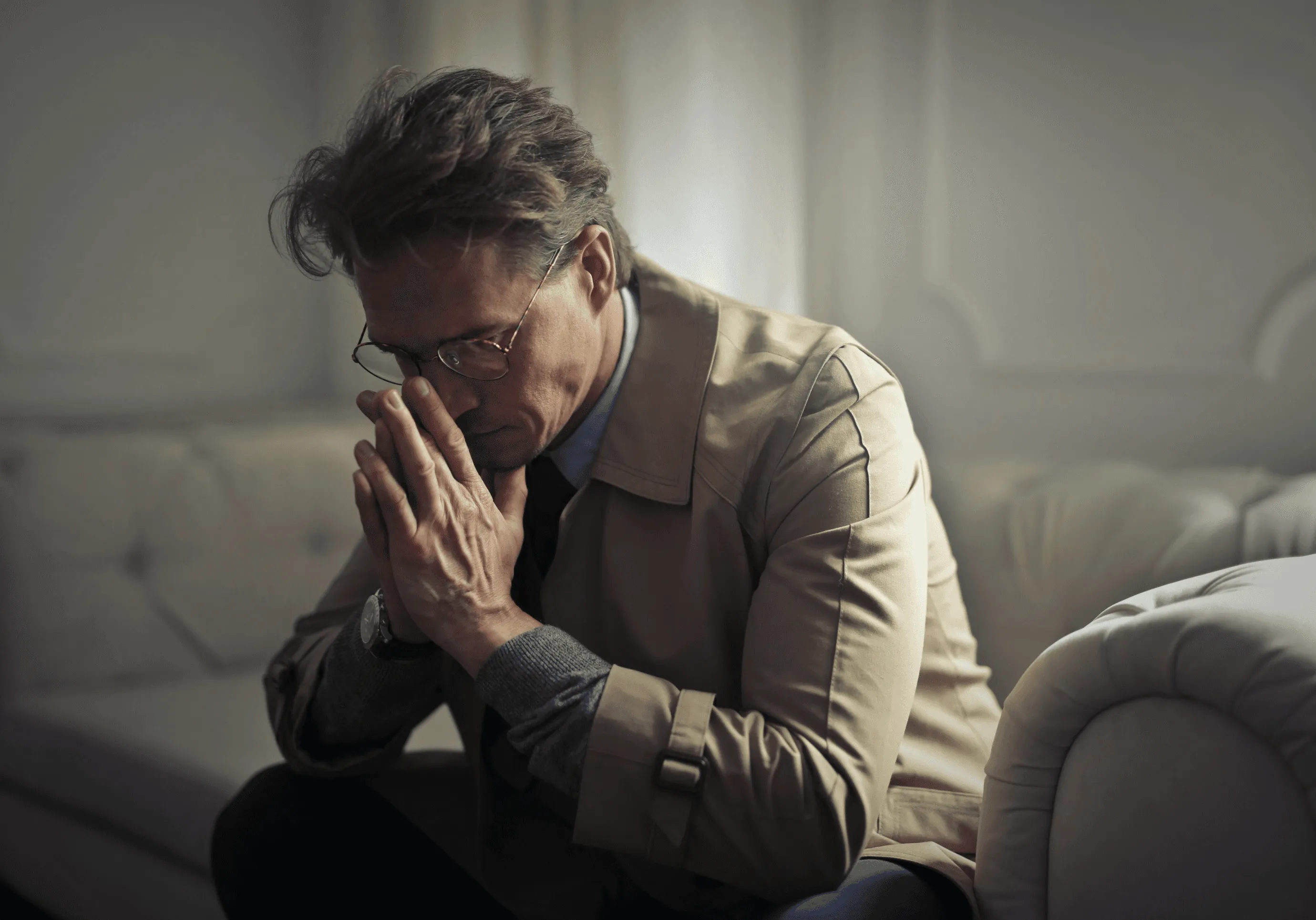 Je propose de modifier les balises meta title et meta description en y intégrant les mots-clés