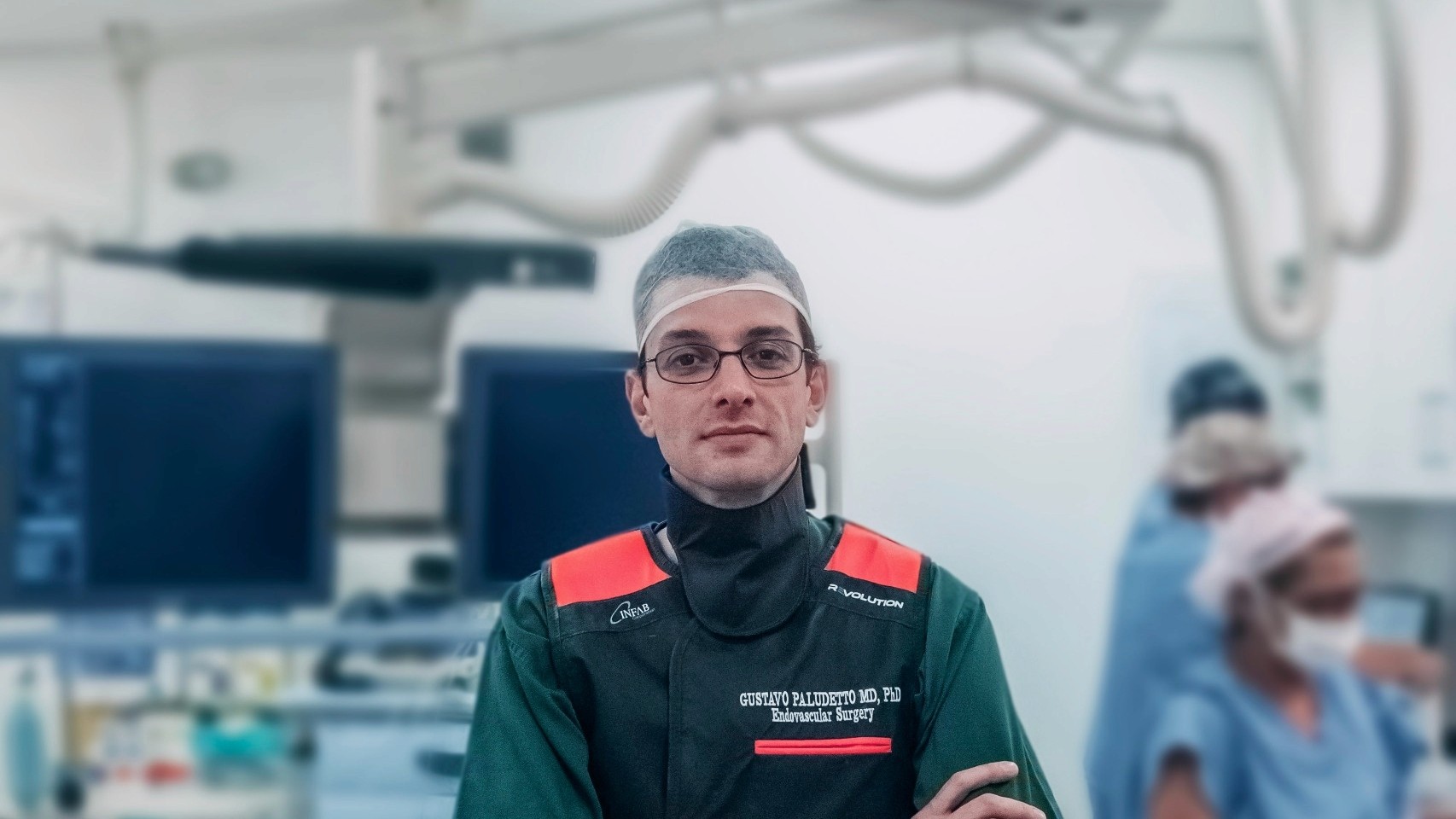 Dr. Gustavo Paludetto