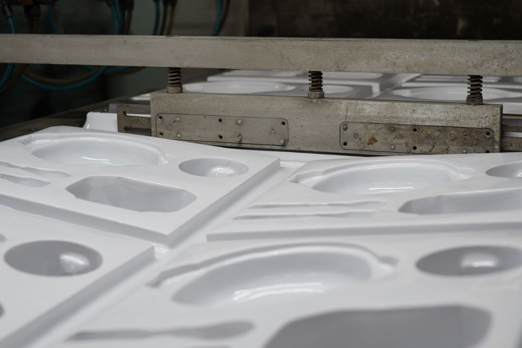 pesan jasa vacuum forming