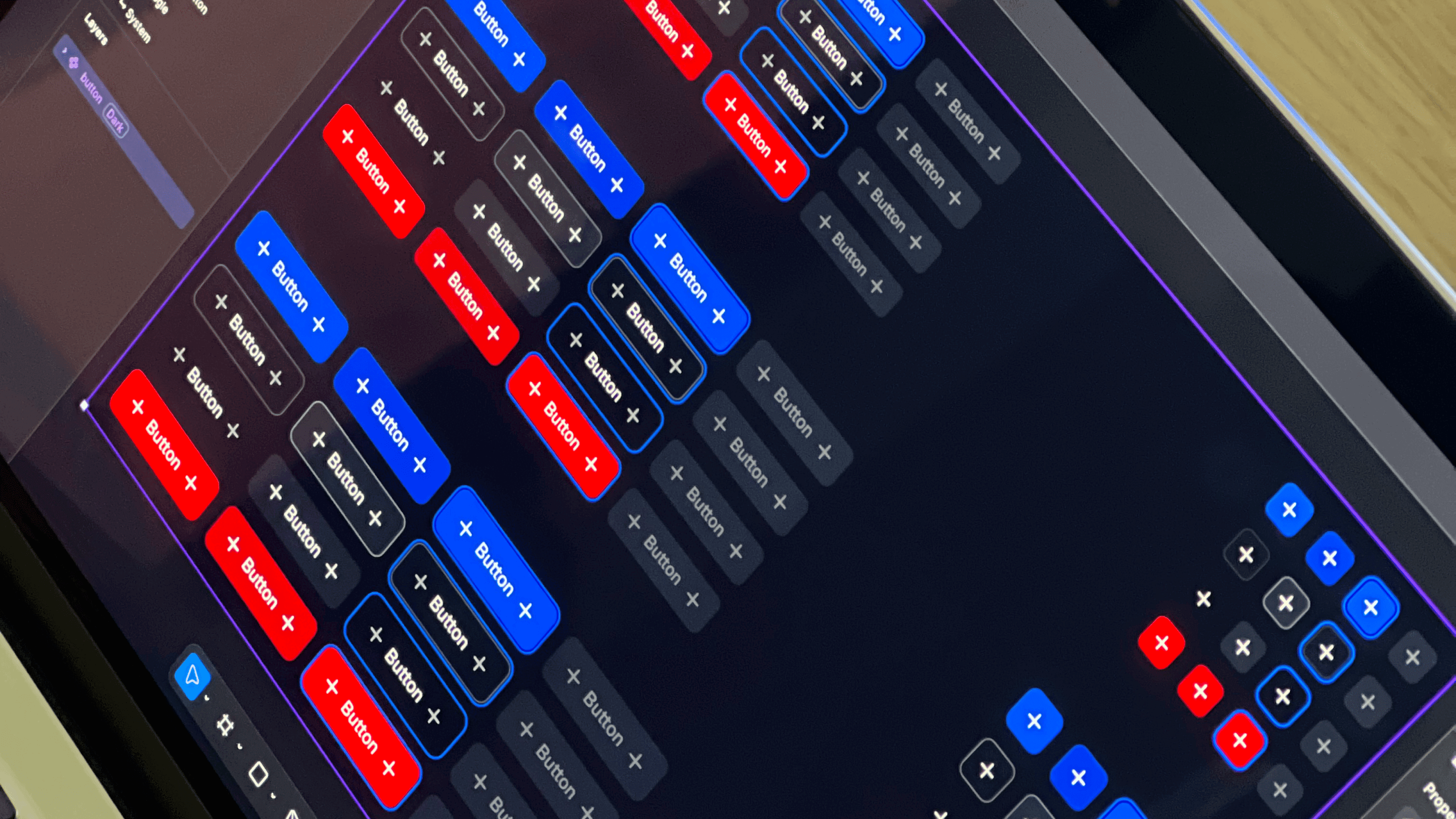 Variações de botões do design system Pixel UI em diferentes cores, tamanhos e estados