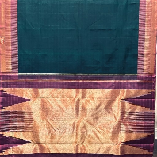 Sapphire Green and Magenta Kanchivaram Silk Saree