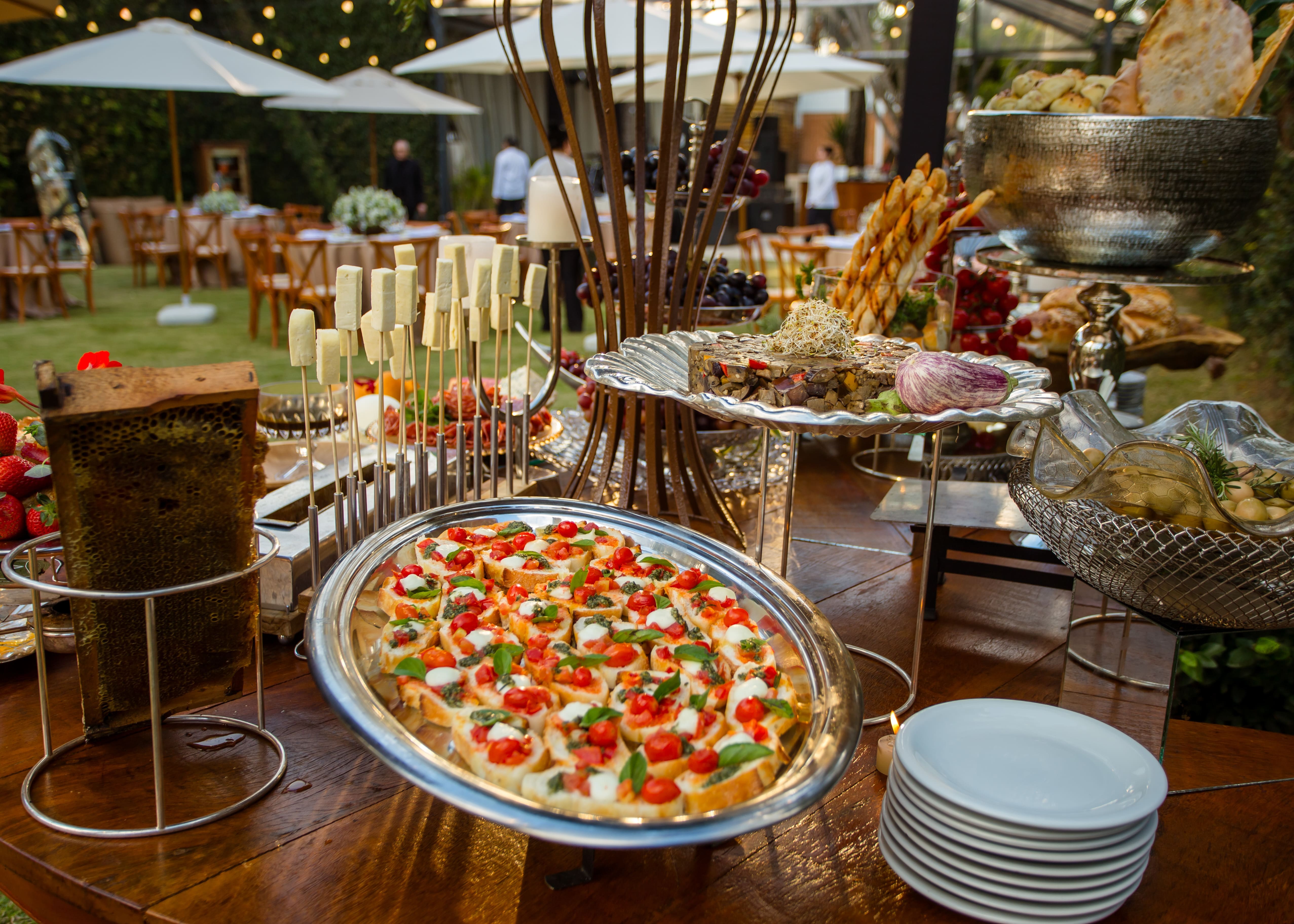 Buffet luxo Simone Carvalho, Poços de Caldas. Casamentos, formaturas, eventos gastronomicos.