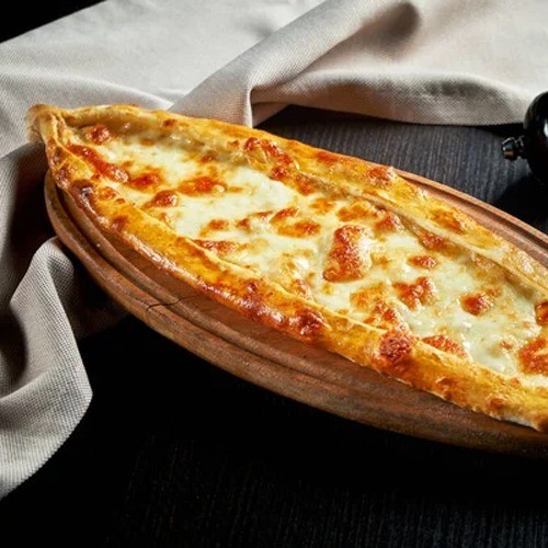 Pide mit Käse