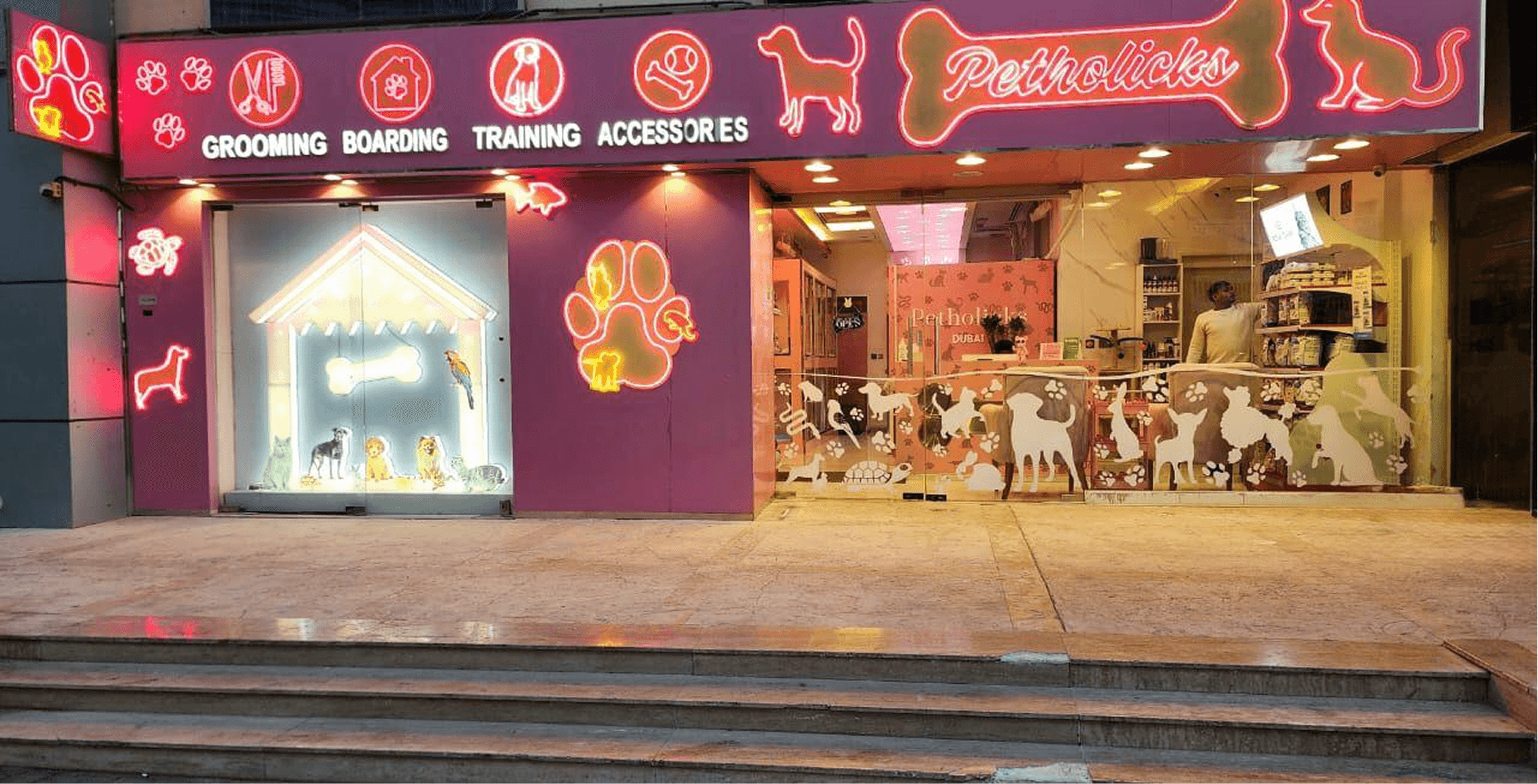 Petholicks Dubai shop