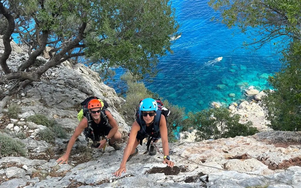 Via Ferrata i Selvaggio Blu på Sardinia | Expa Travel