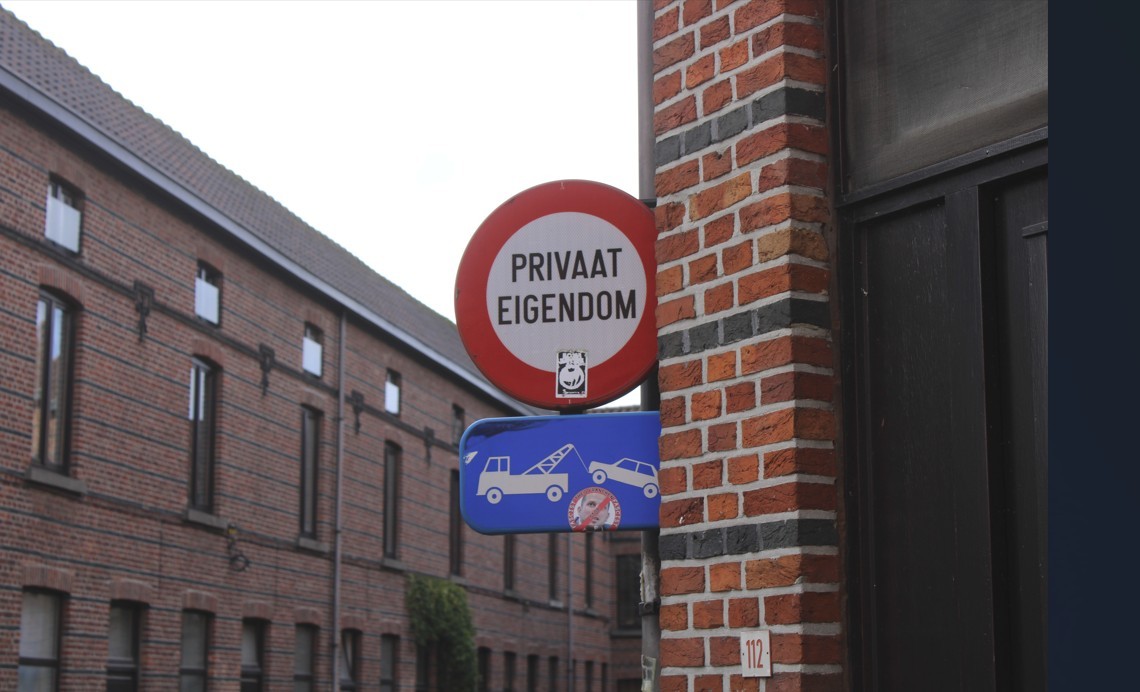 Category B driving licence traffic sign private property