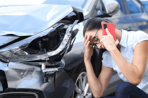 Llamar a abogados de accidentes de auto