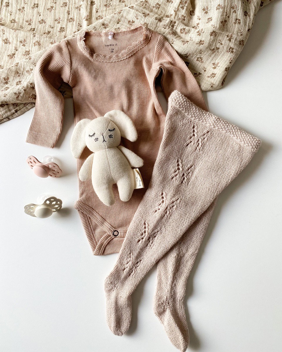 Sophia Strømpebukse knitting pattern by Trudeknits
