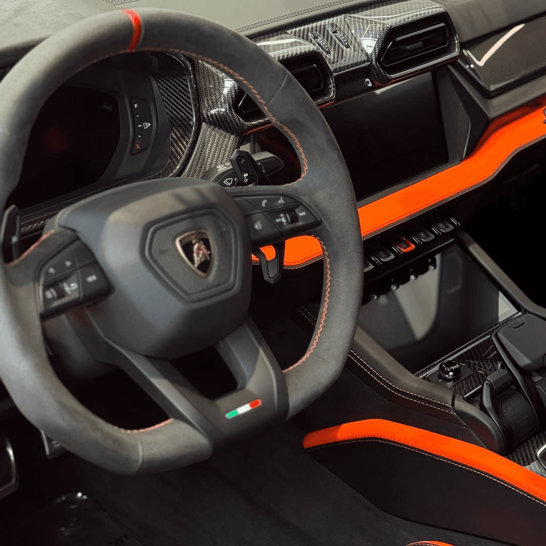 Mercedes AMG GTR 2020