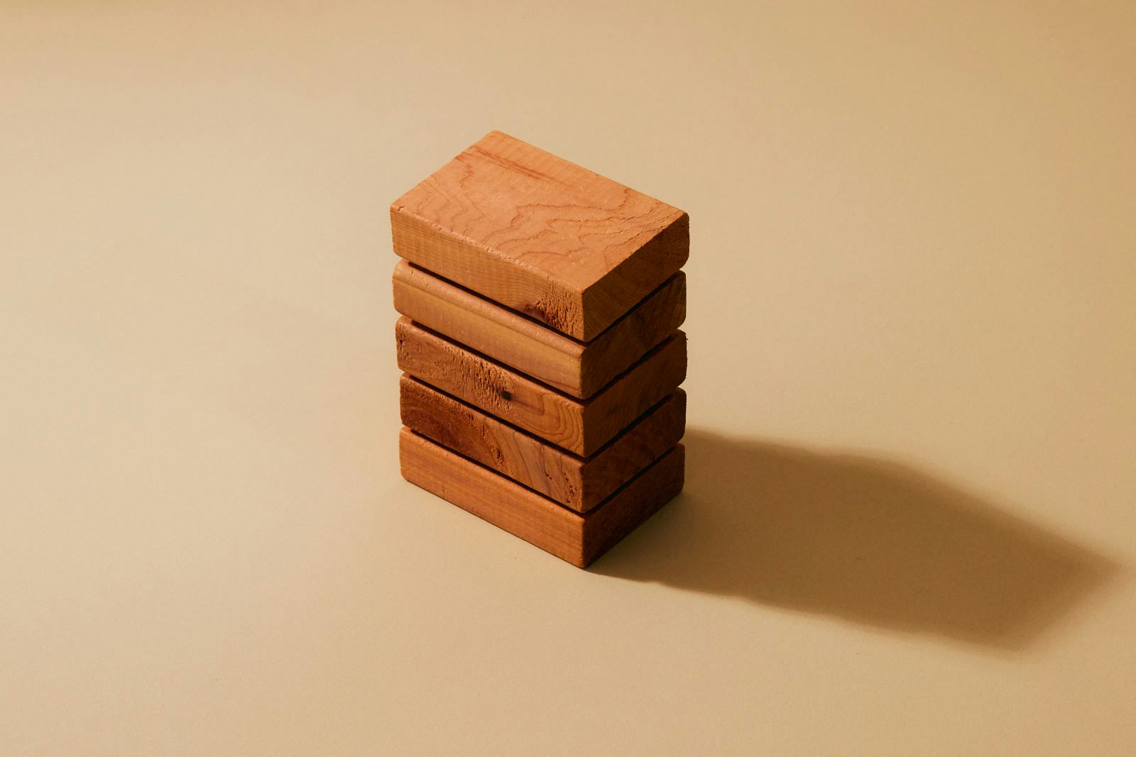 Line chart showing lifetime cardiovascular risk increasing with age, highest for people with multiple major risk factors and lowest when all risk factors are optimal.