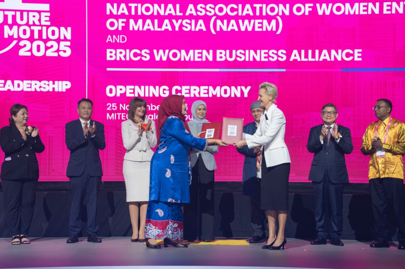 person managing their expenses on a laptop