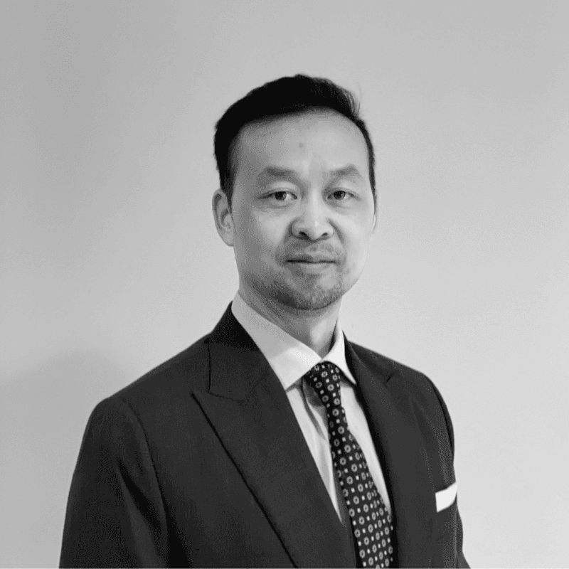 Headshot of Owen Man Cheong Ma, Co-Founder and Chief Revenue Officer of U-topia, managing growth and revenue for the blockchain ecosystem.