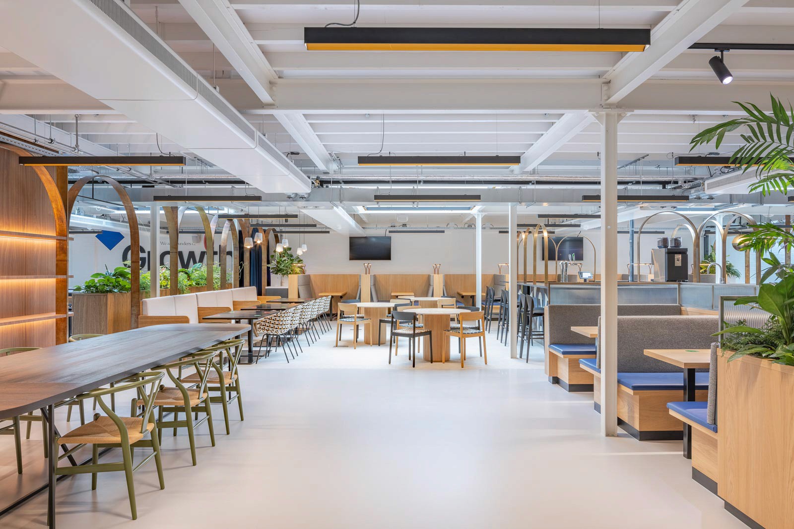 Mollie Payments founders club overview 3 by Positive Space