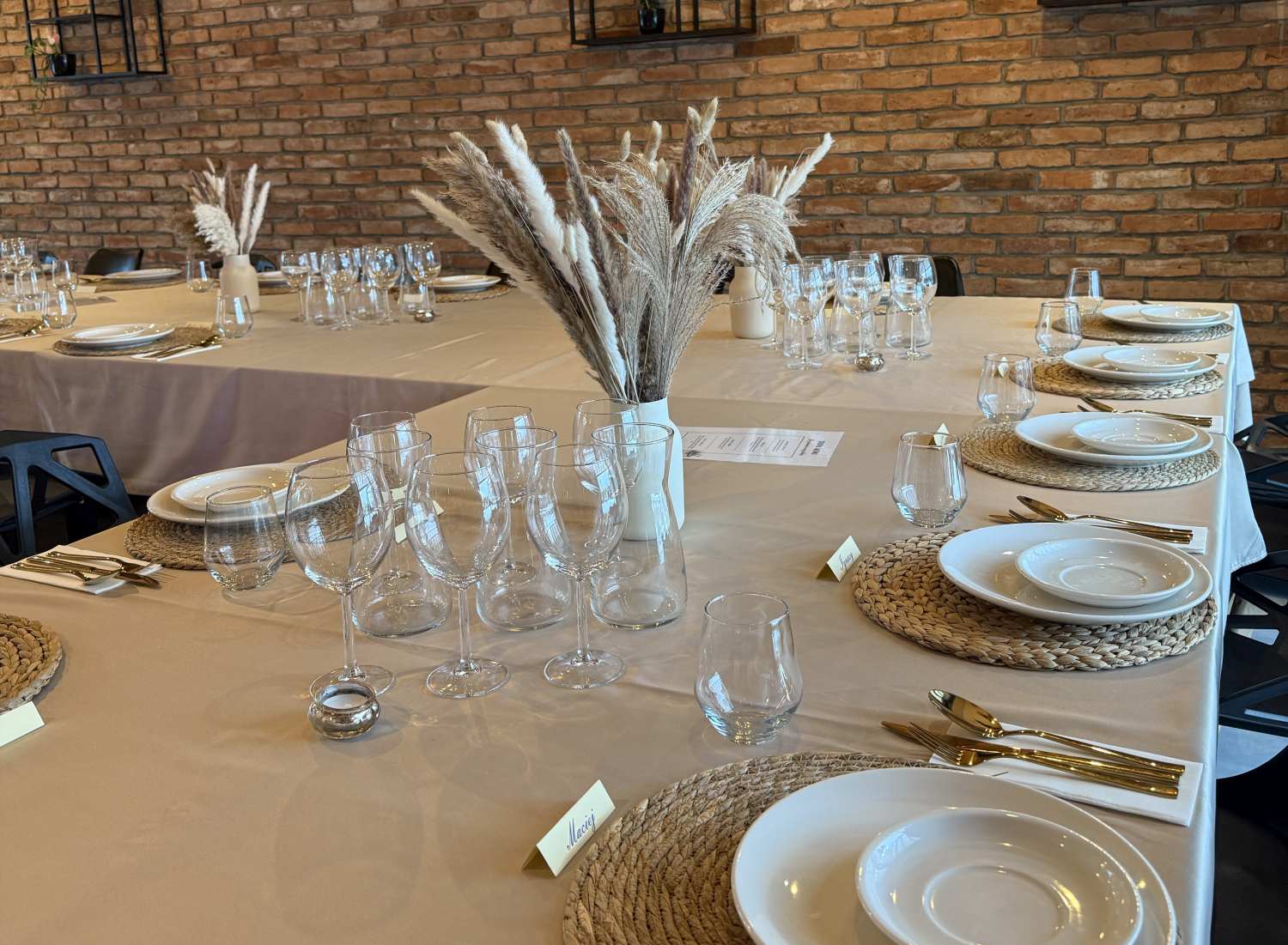 organizacja spotkania biznesowego w restauracji