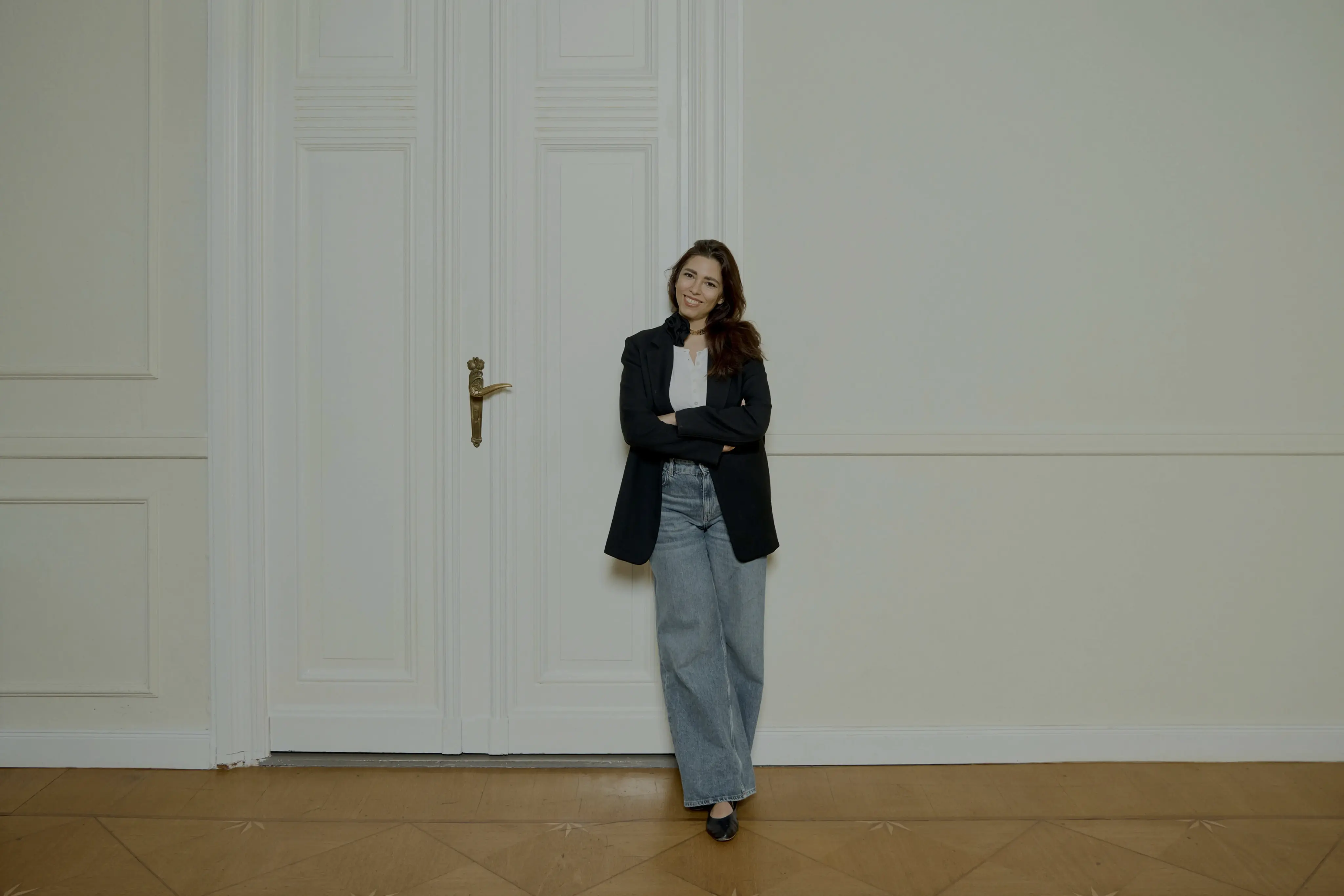 libra-campaign-woman