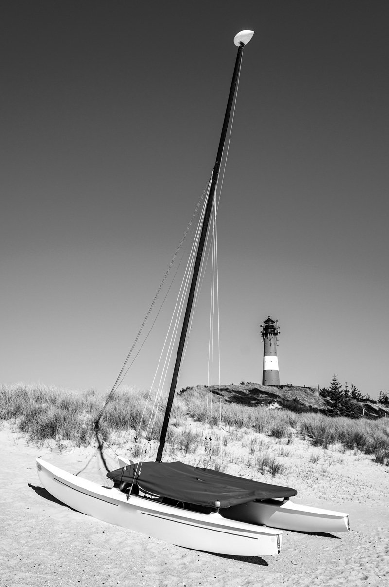 Executive jet charter Sylt - Promenade Westerland strand bars dining