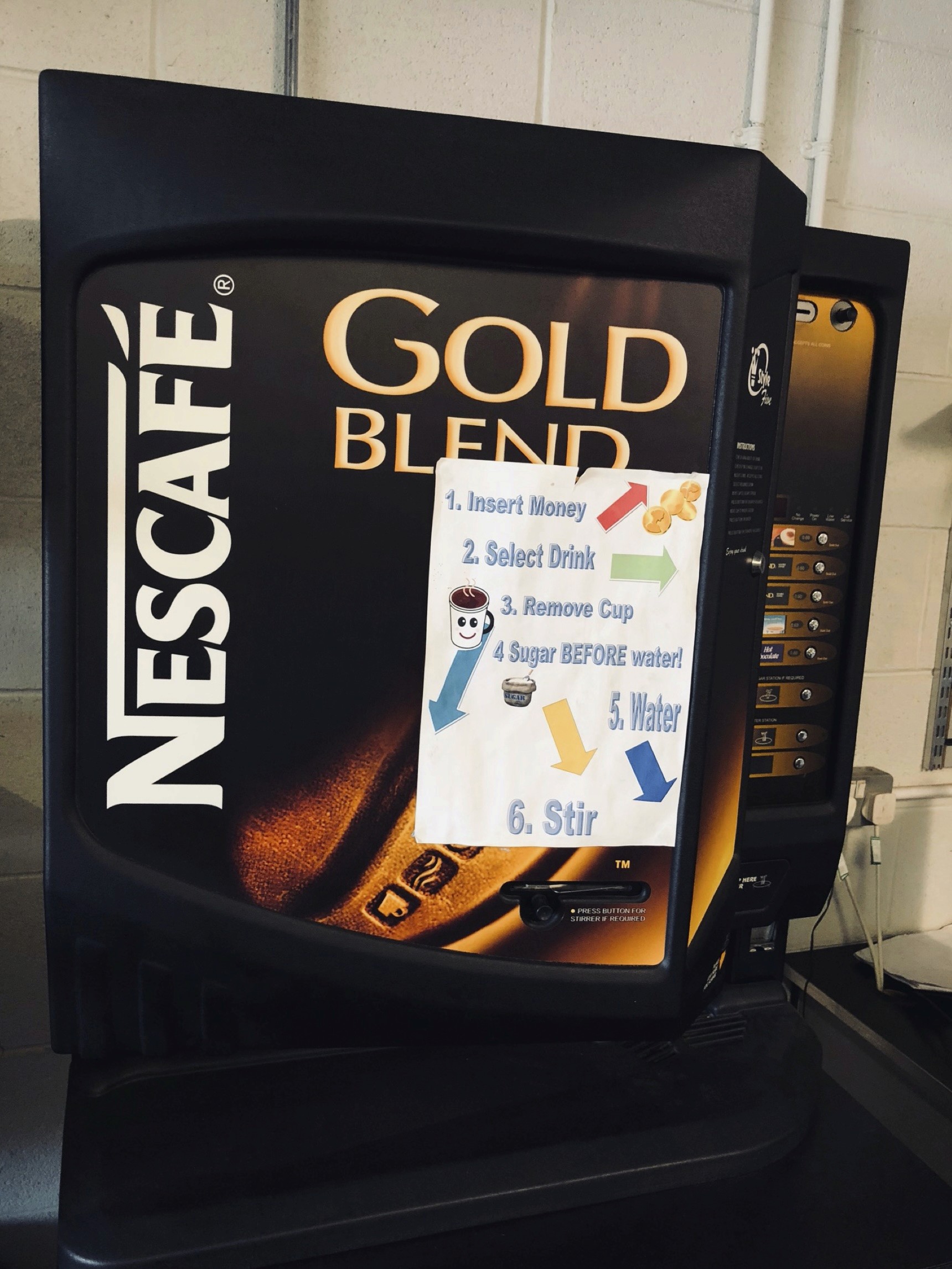 Coffee vending machine