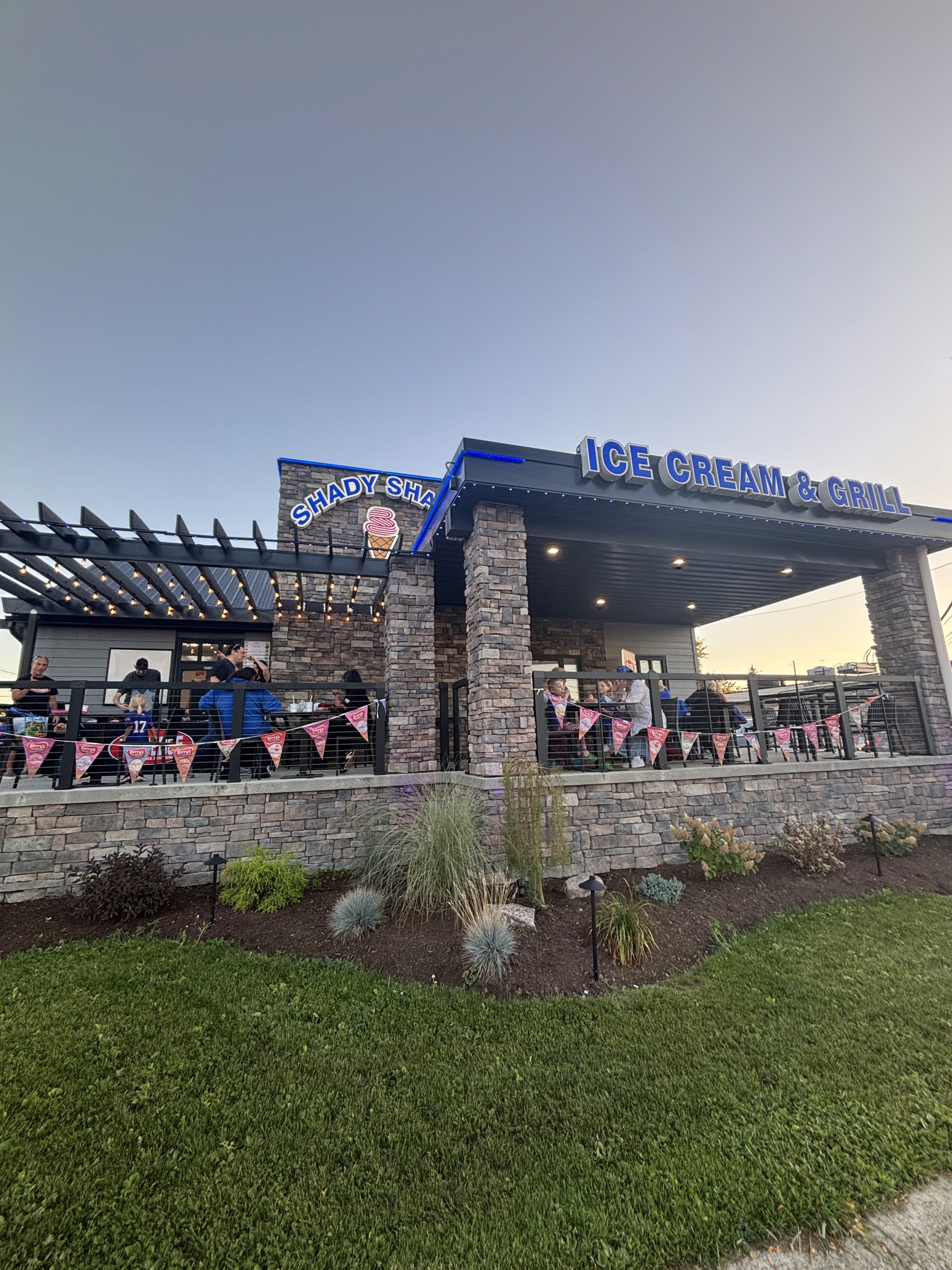 Exterior of Shady Shack Ice Cream and Grill in Buffalo, NY on a sunny day