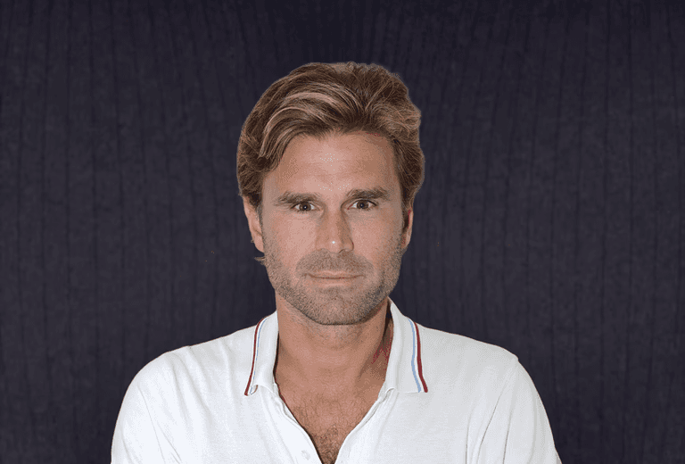 Dr César Ancelle-Hansen