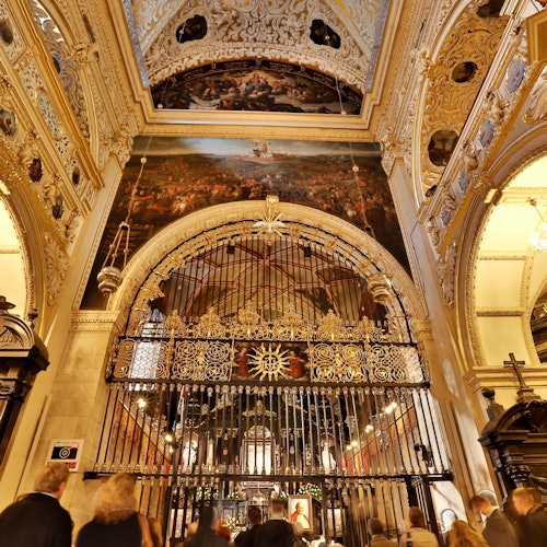 Интерьер базилики