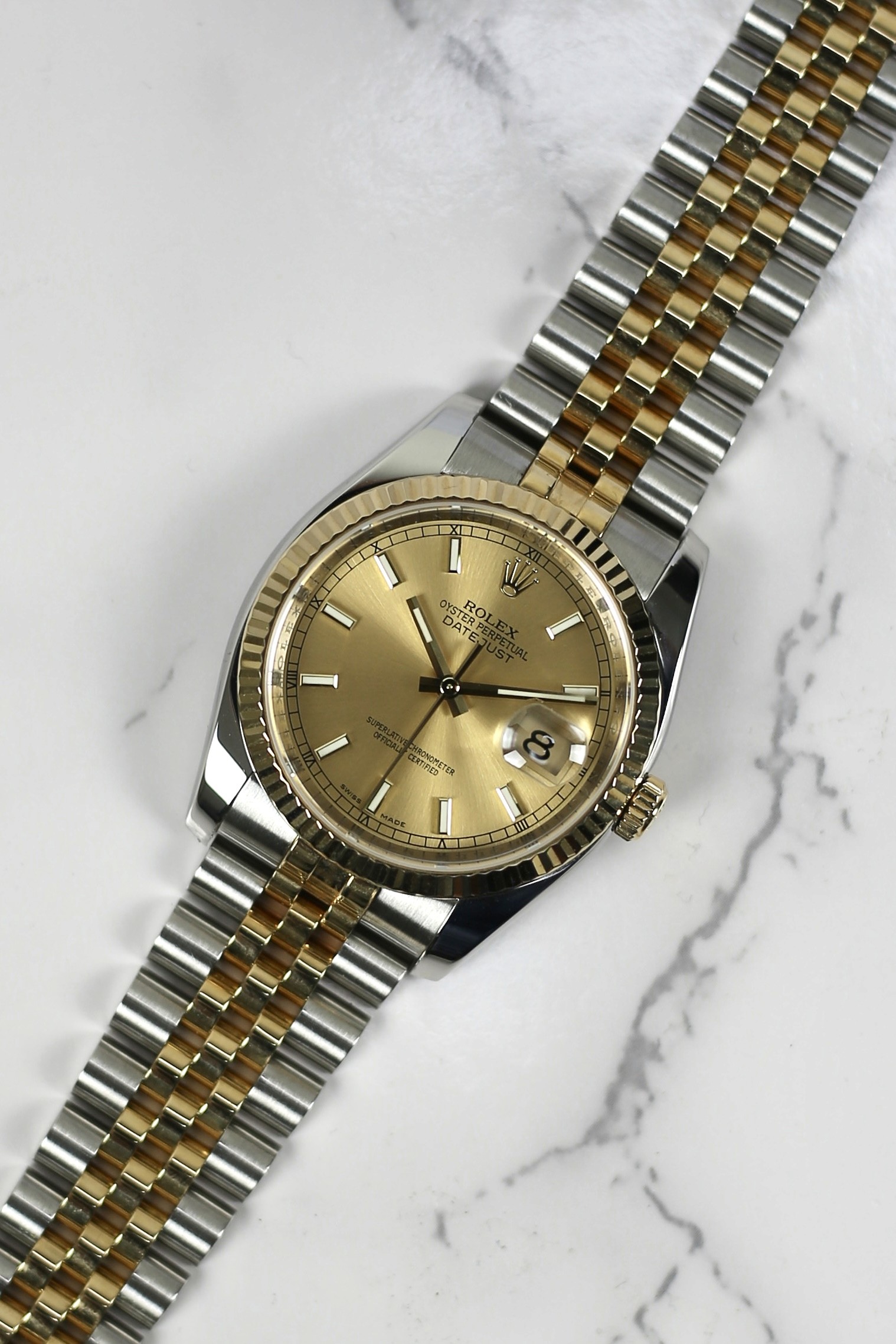 DATEJUST 36 CHAMPAGNE INDEX HIDDEN CLASP 18K YELLOW GOLD BEZEL