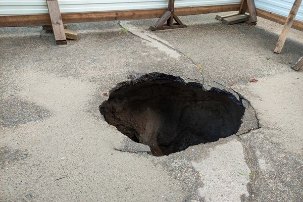Sinkhole in need of repair by Mainmark