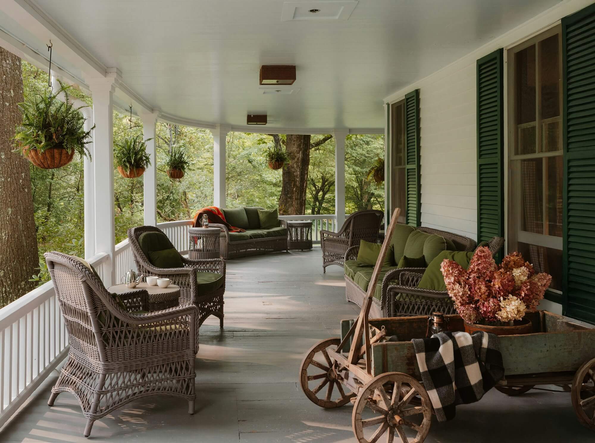 Project showcase image featuring a modern, refined interior.