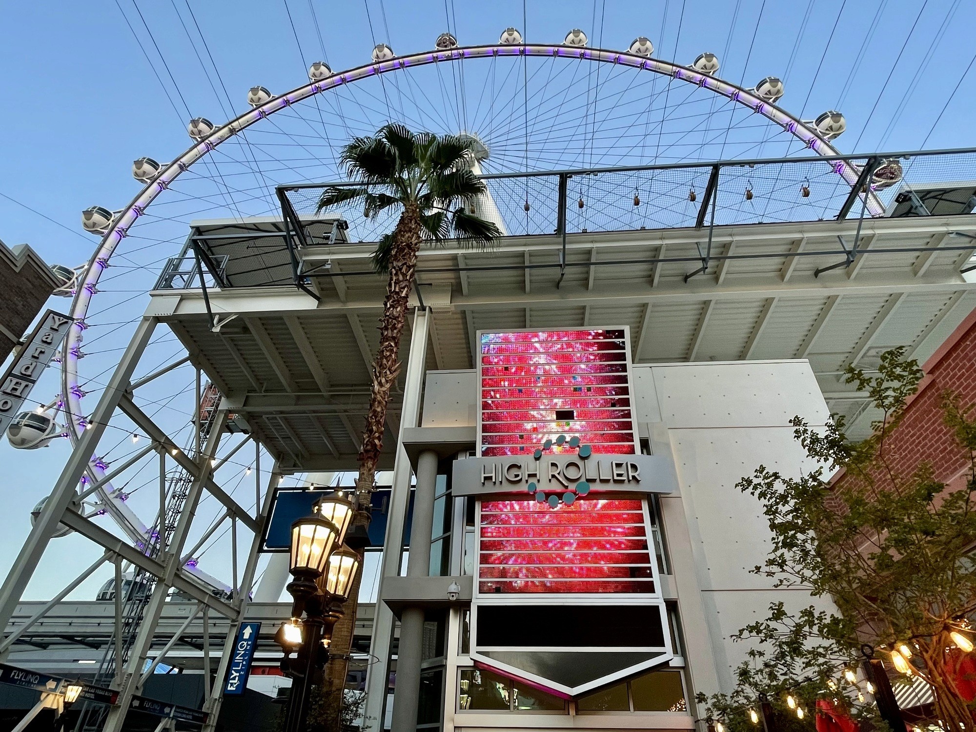 photography of dam during daytime