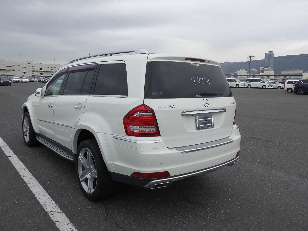 Mercedes GL 550 importé et homologué du Japon en France