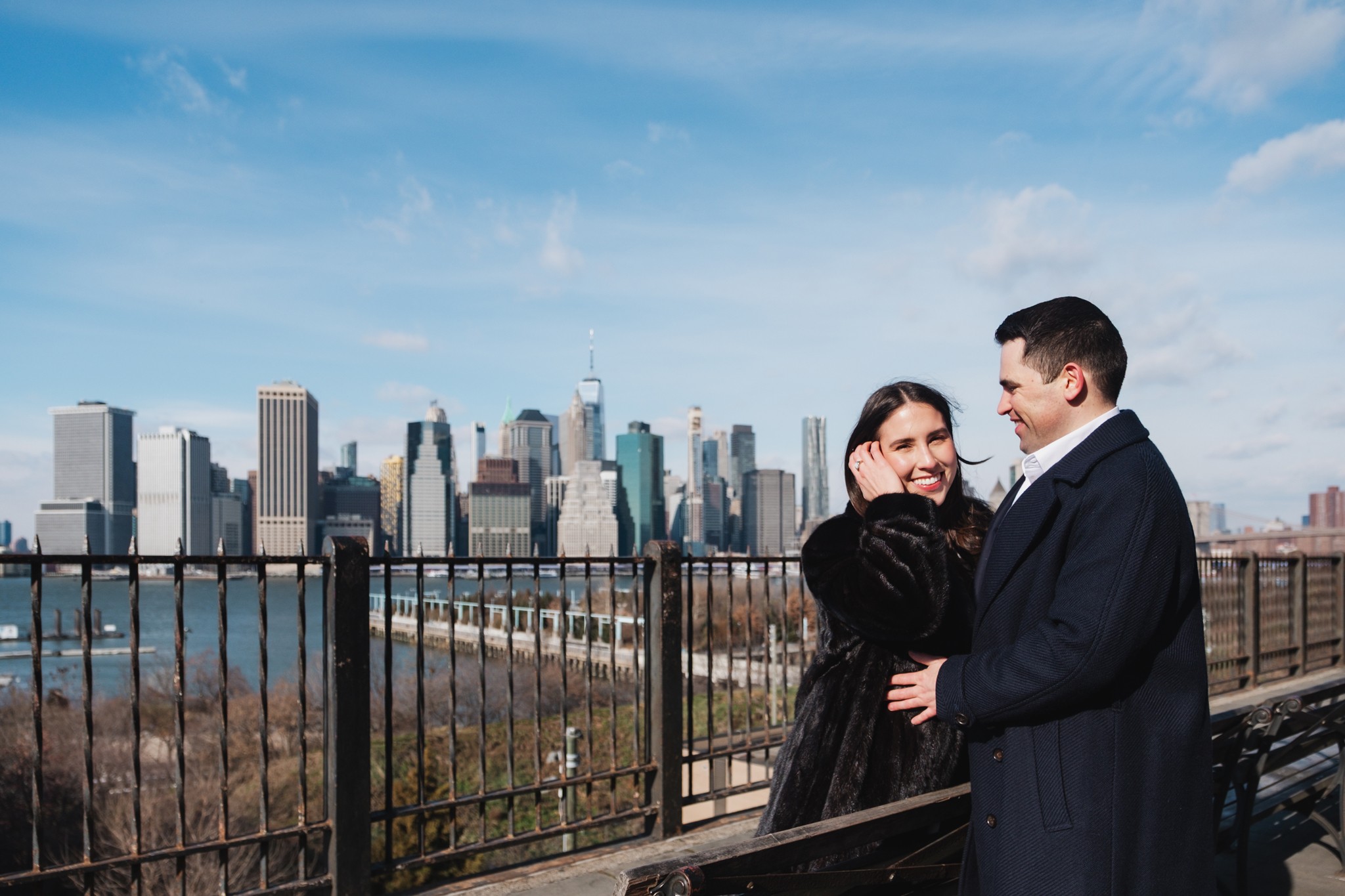 couple-portrait-new-york-skyline-view-katt-jones-photography