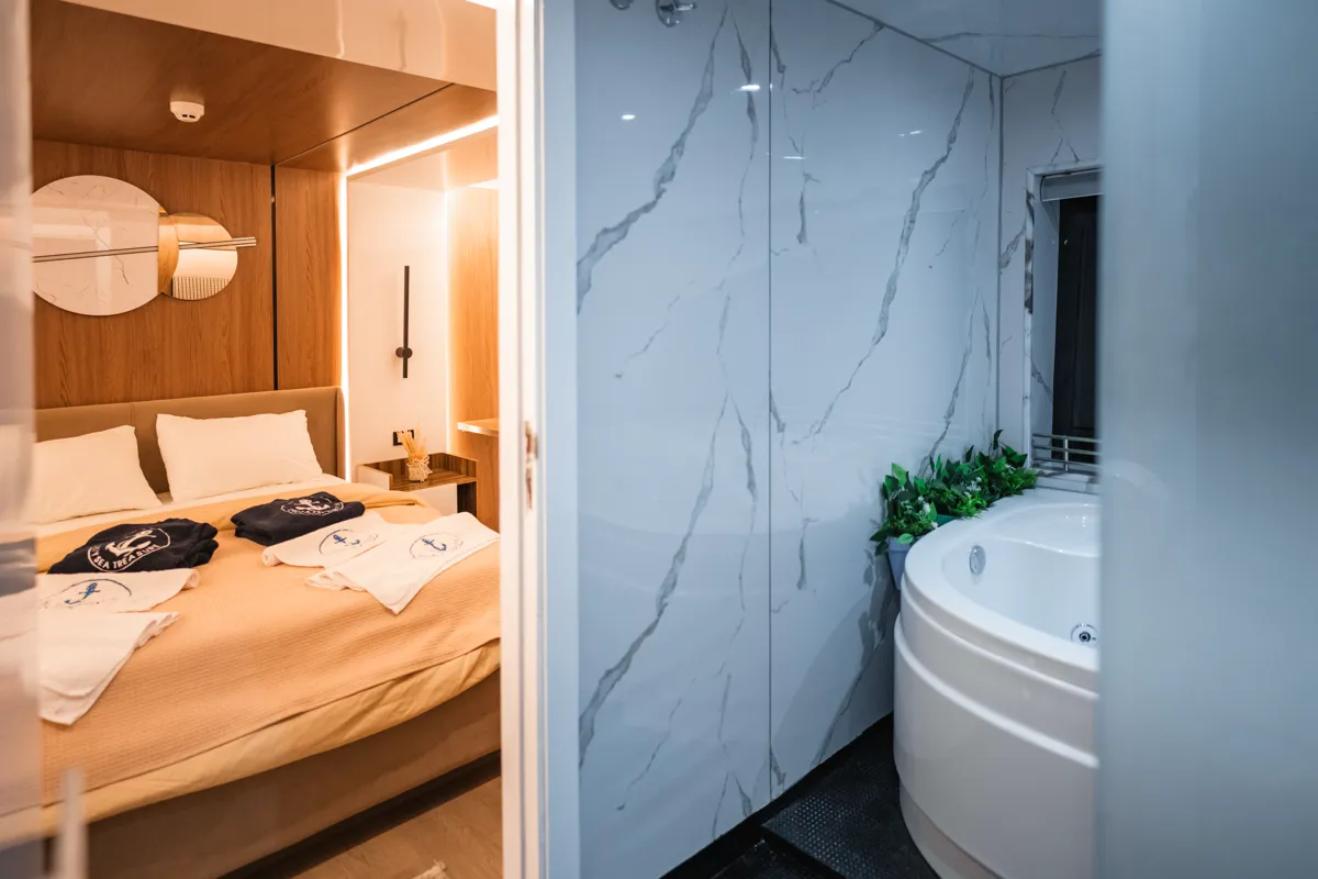 Sea Treasure corridor with luxurious flooring