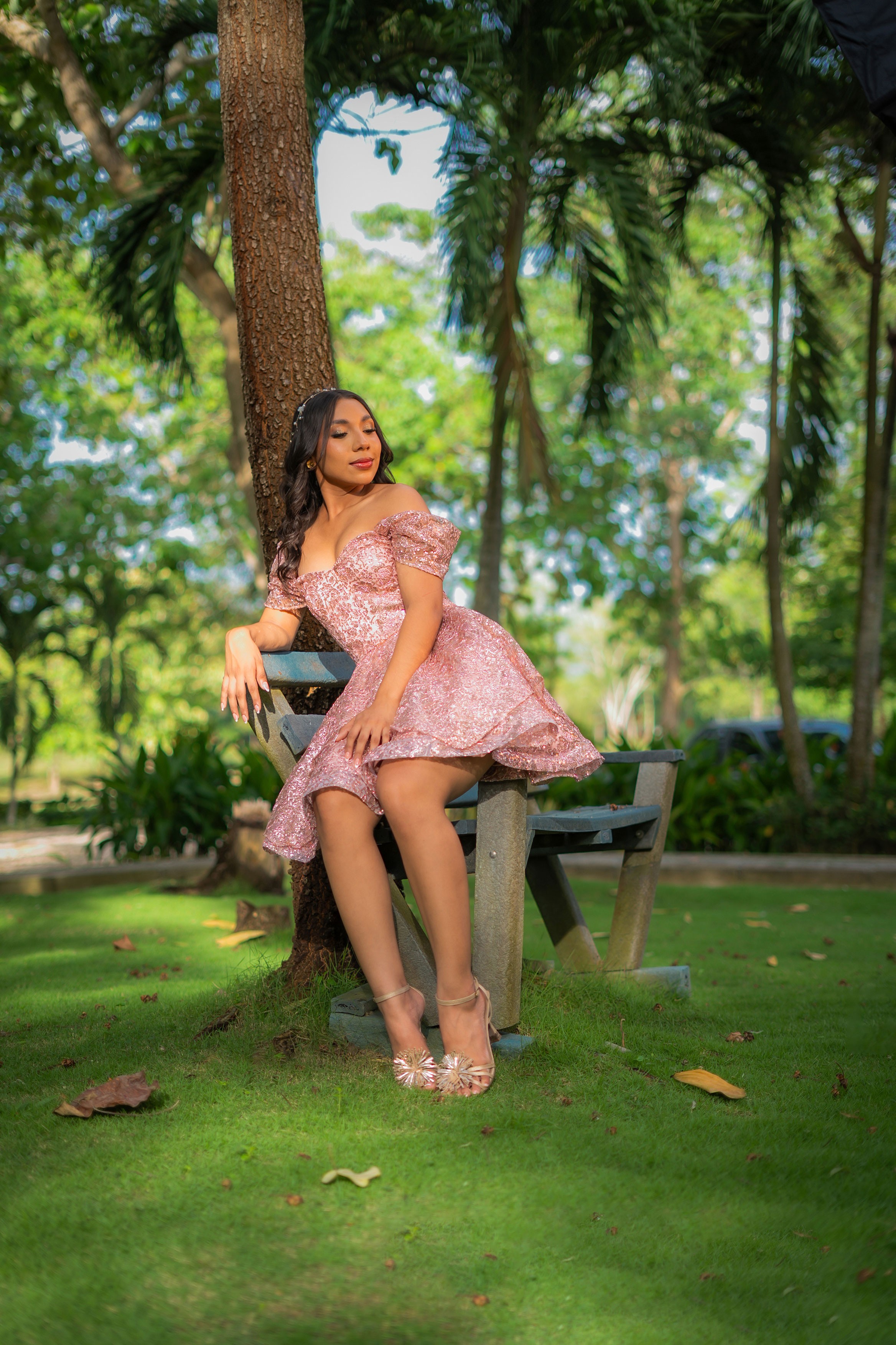 Dynamic picture of a cyclist riding downhill