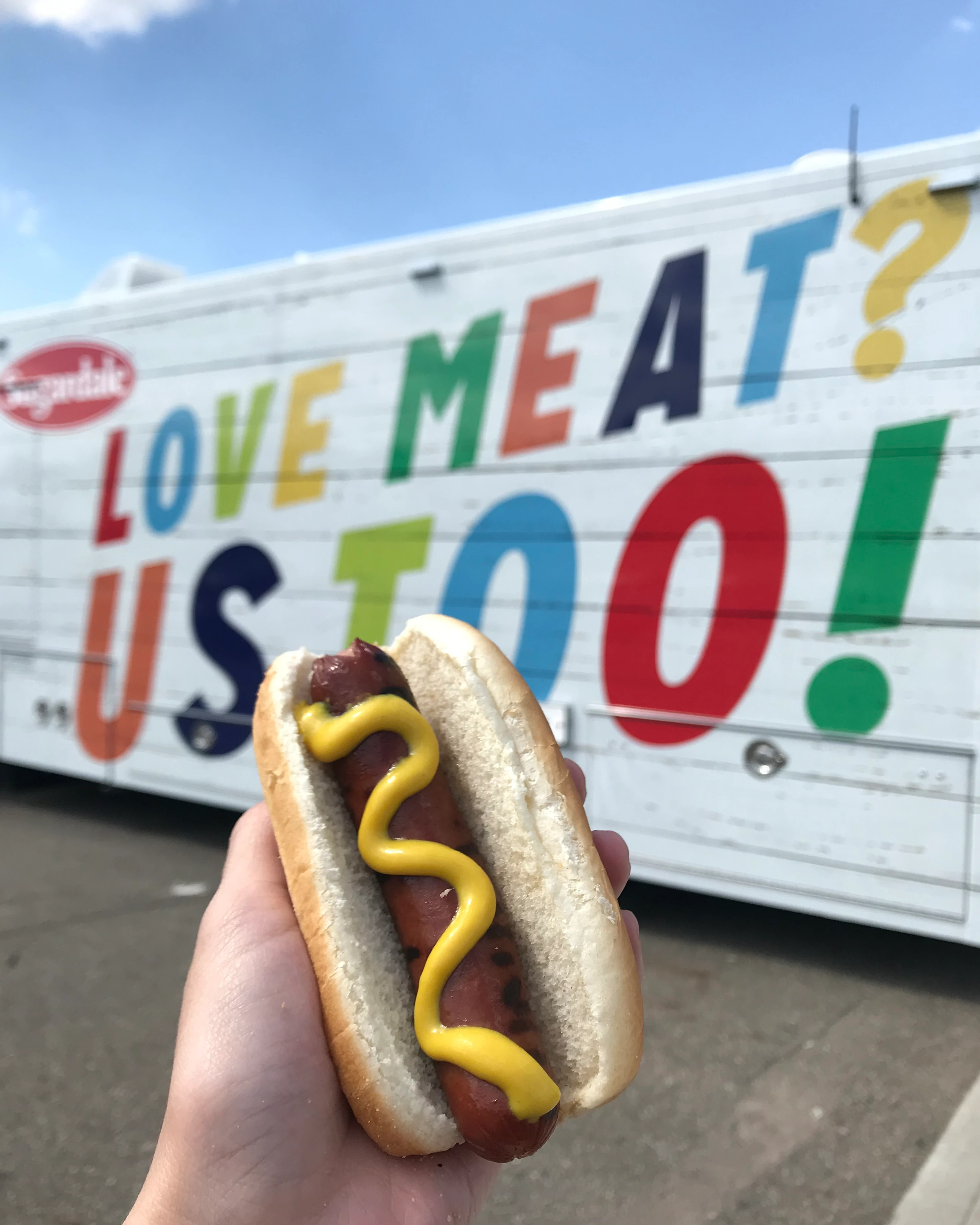 Exterior panel of the Sugardale food truck