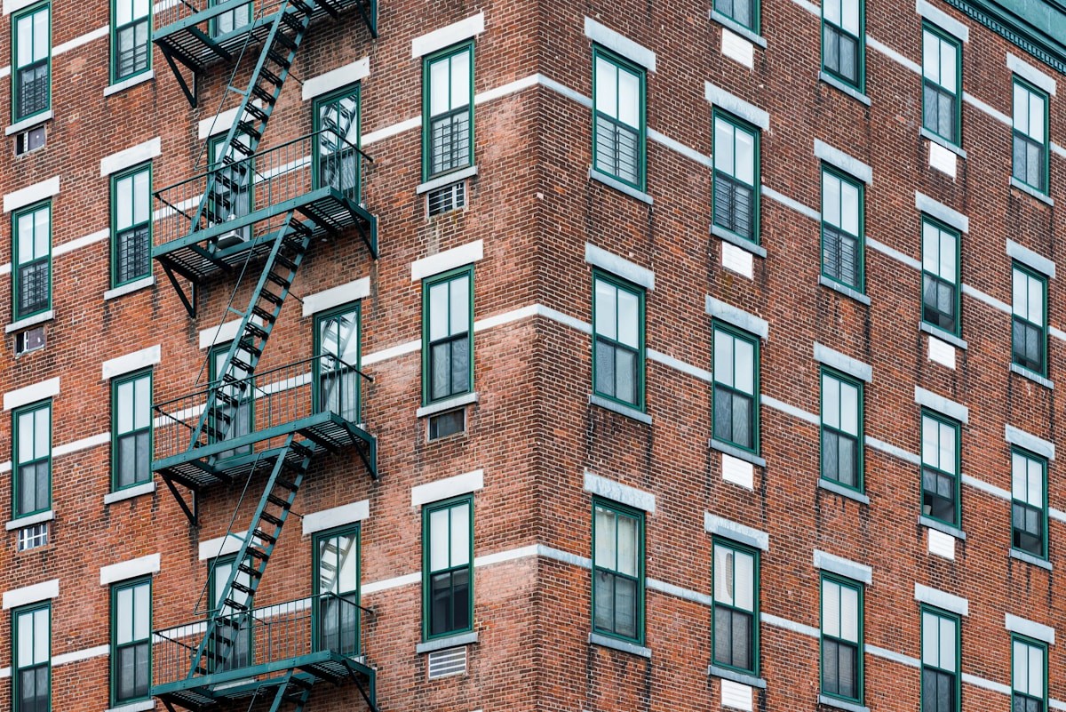 New York neighborhood real estate market image