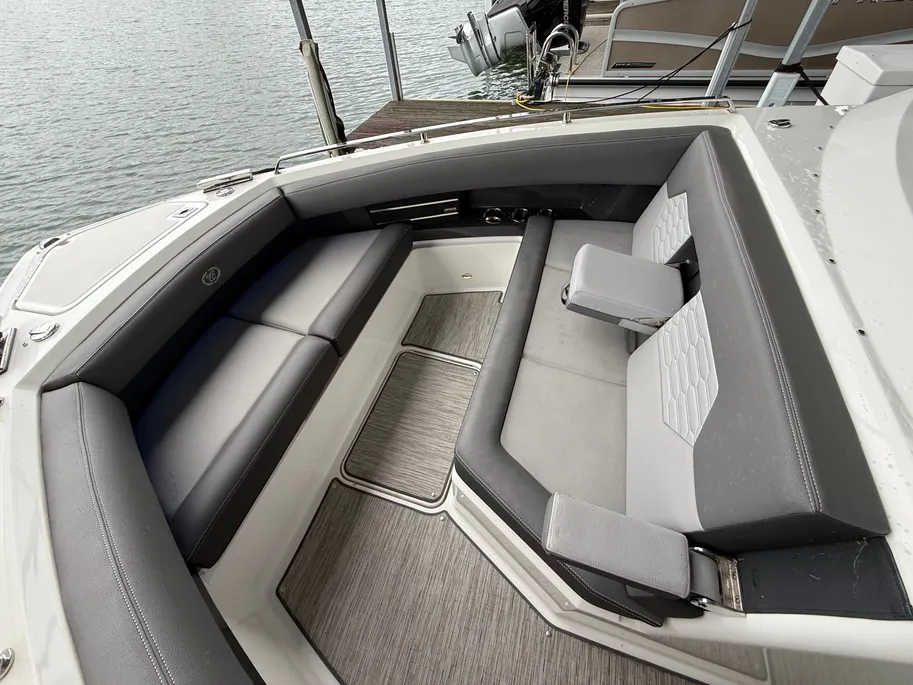 Boat thumbnail 30