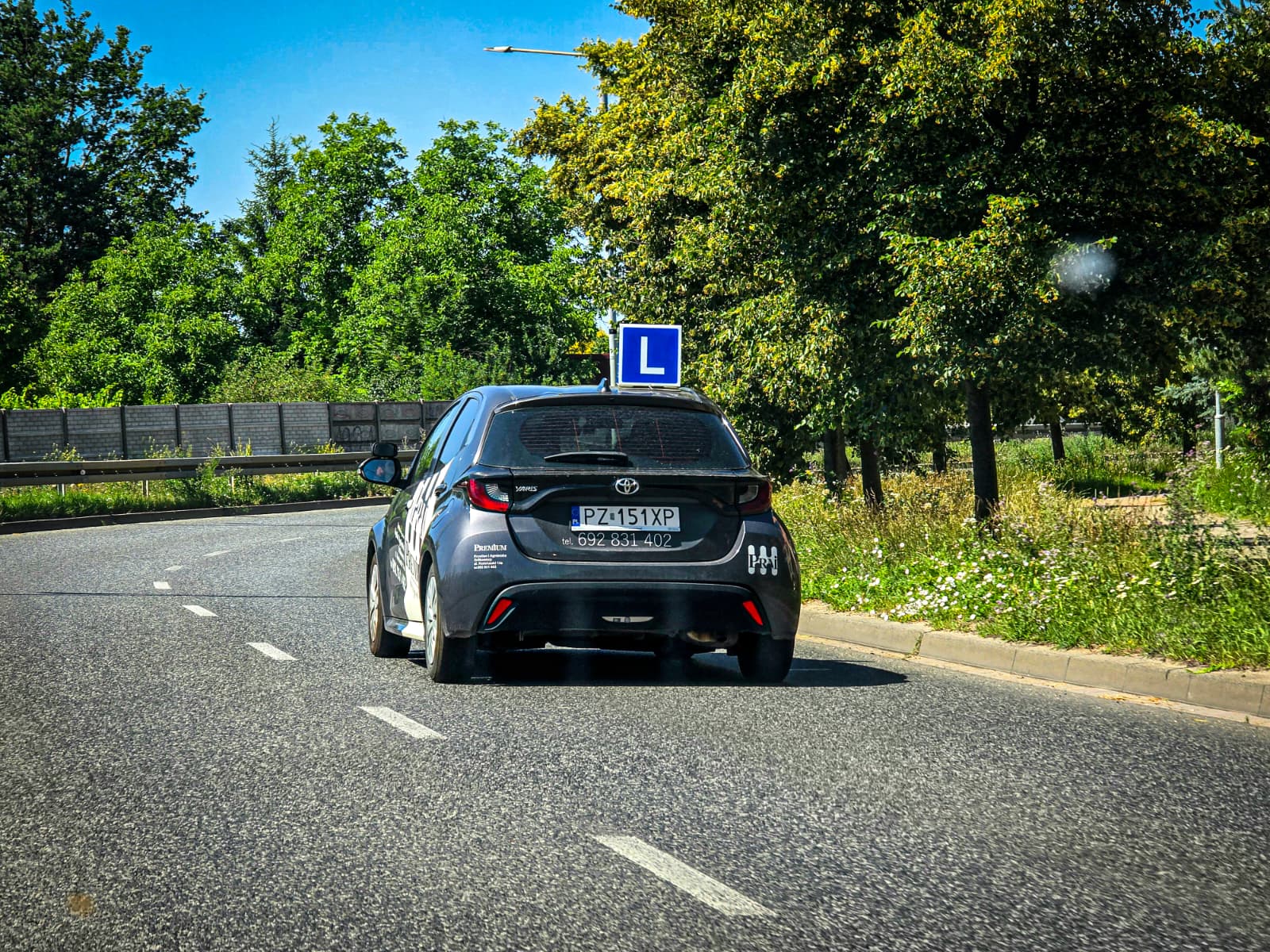 OSK Premium szkoła jazdy Mustang kurs kat B