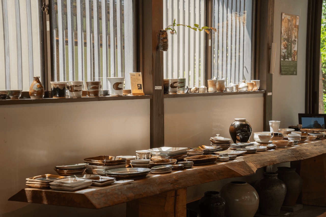 Pottery ware for sale
