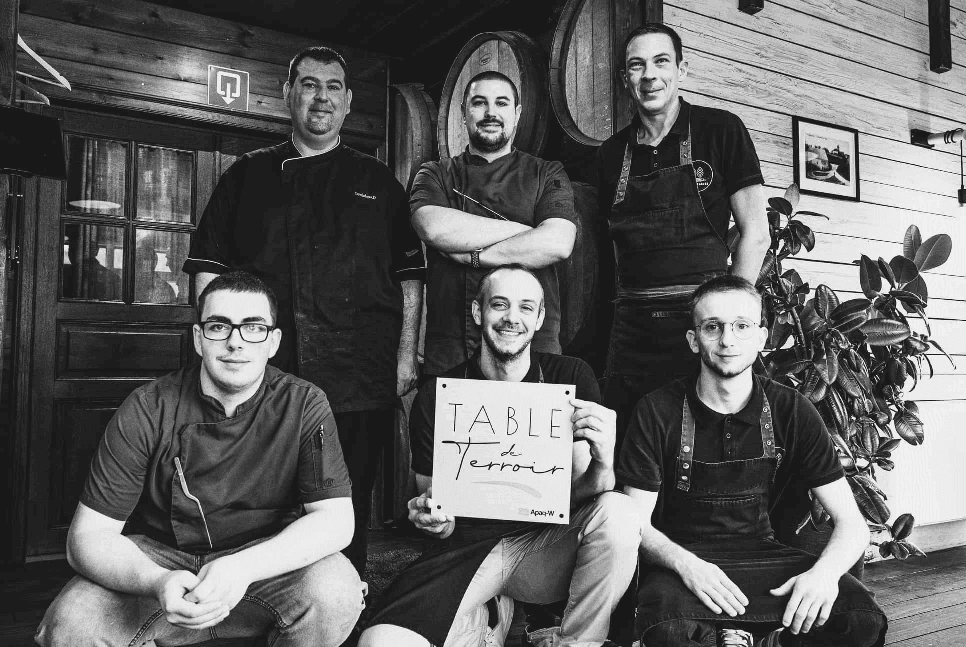 L'équipe passionnée du restaurant L'Entre-Temps à Chimay, labellisé Table de Terroir