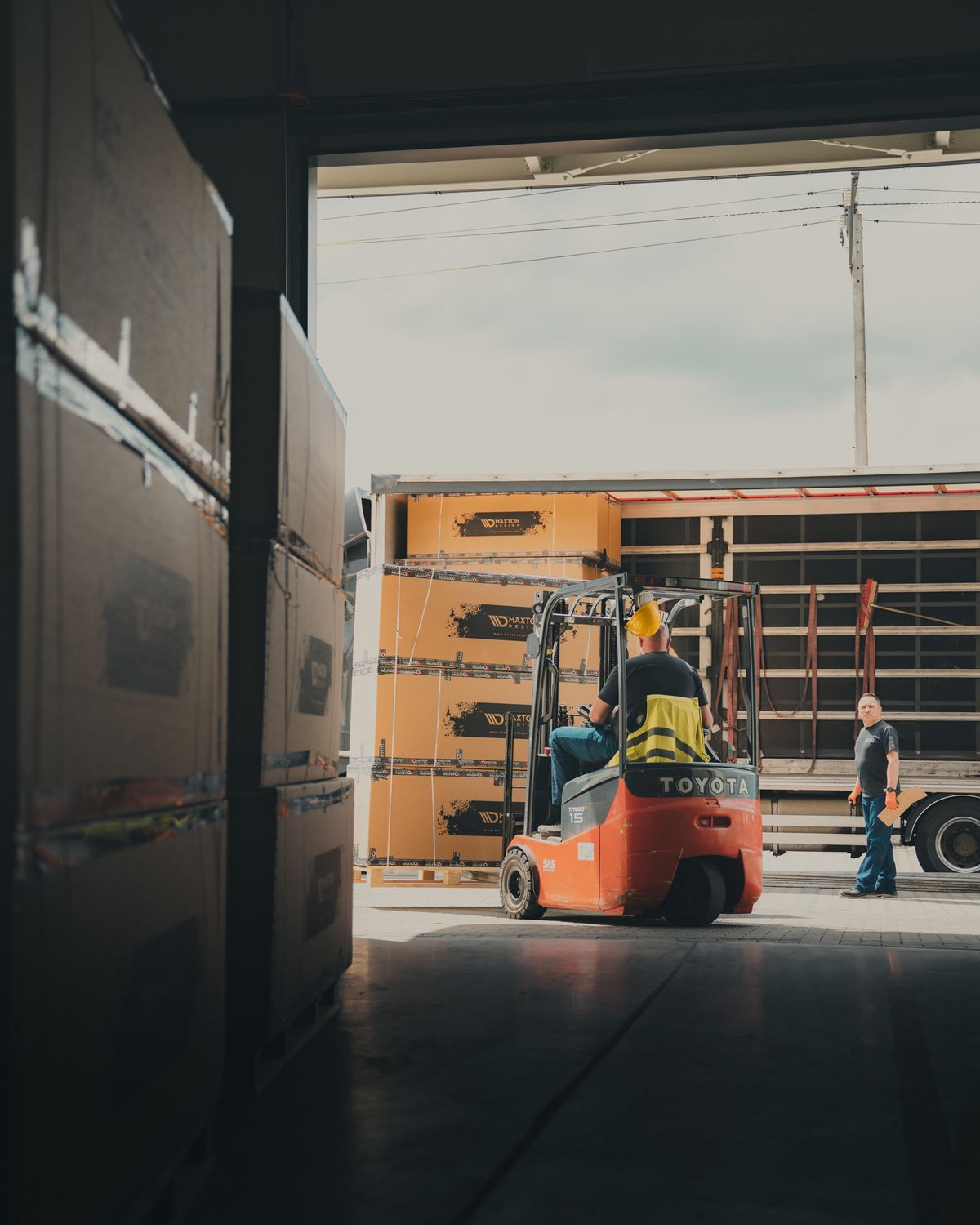 lady sitting on seat with computer
