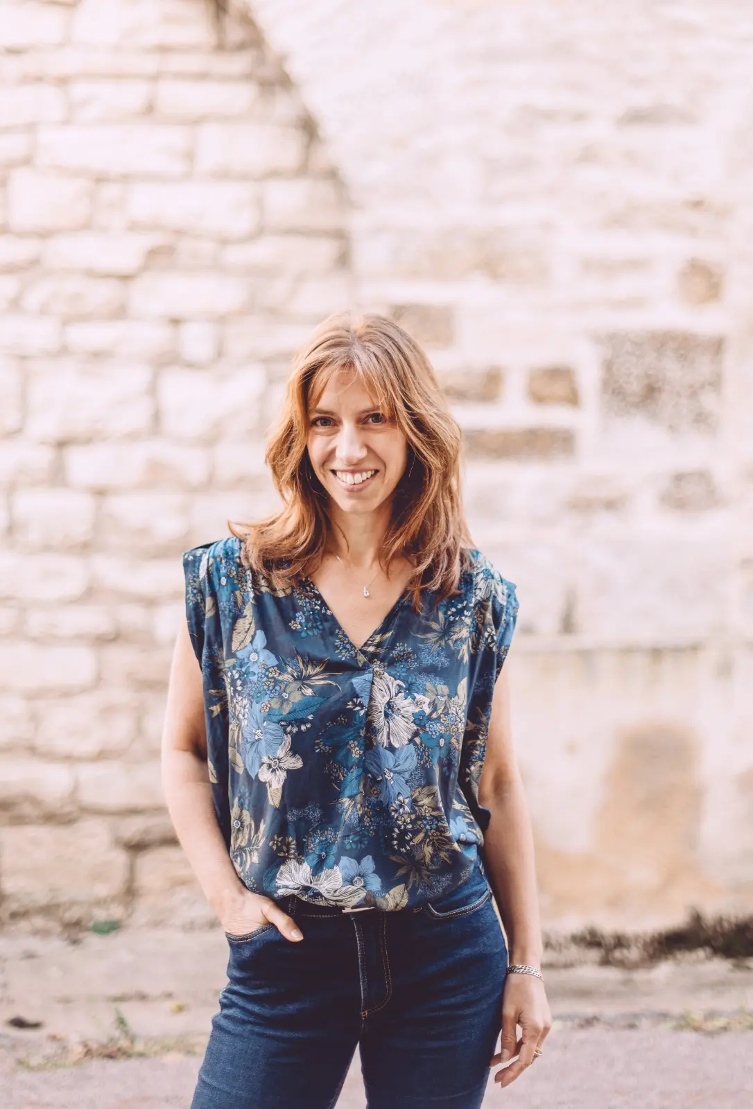 Portrait de Géraldine, thérapeute spécialisée dans l'accompagnement du deuil et de la reconstruction