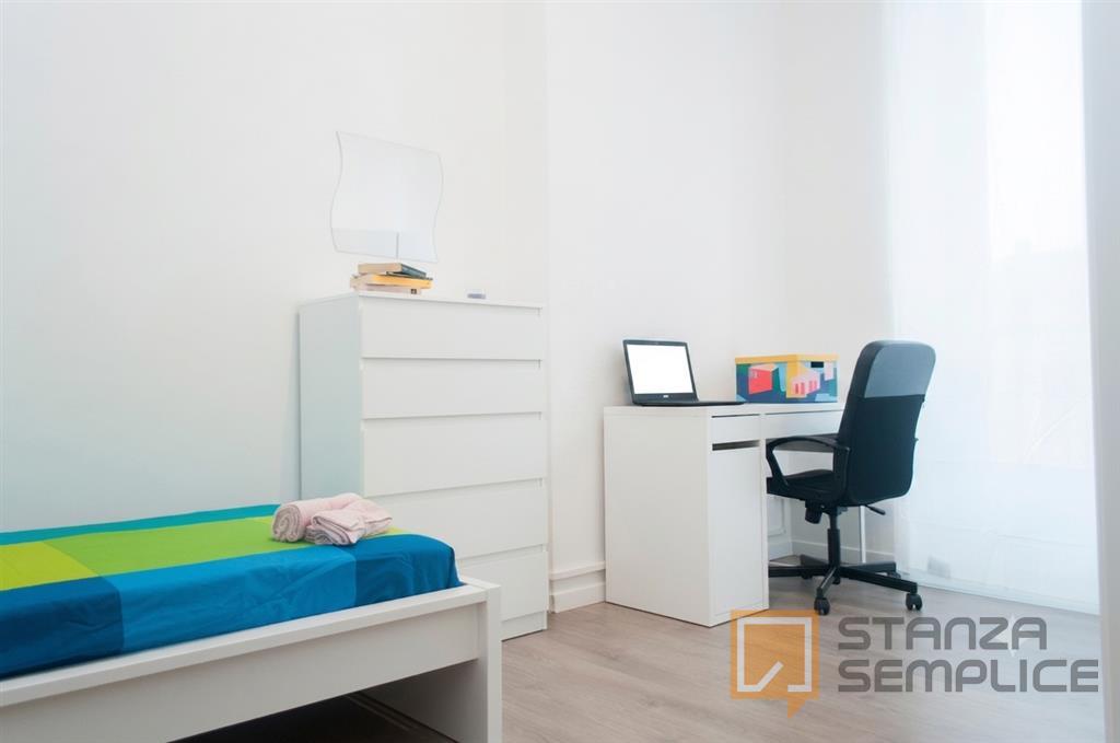 Room in Via Aldo Barbaro, Torino