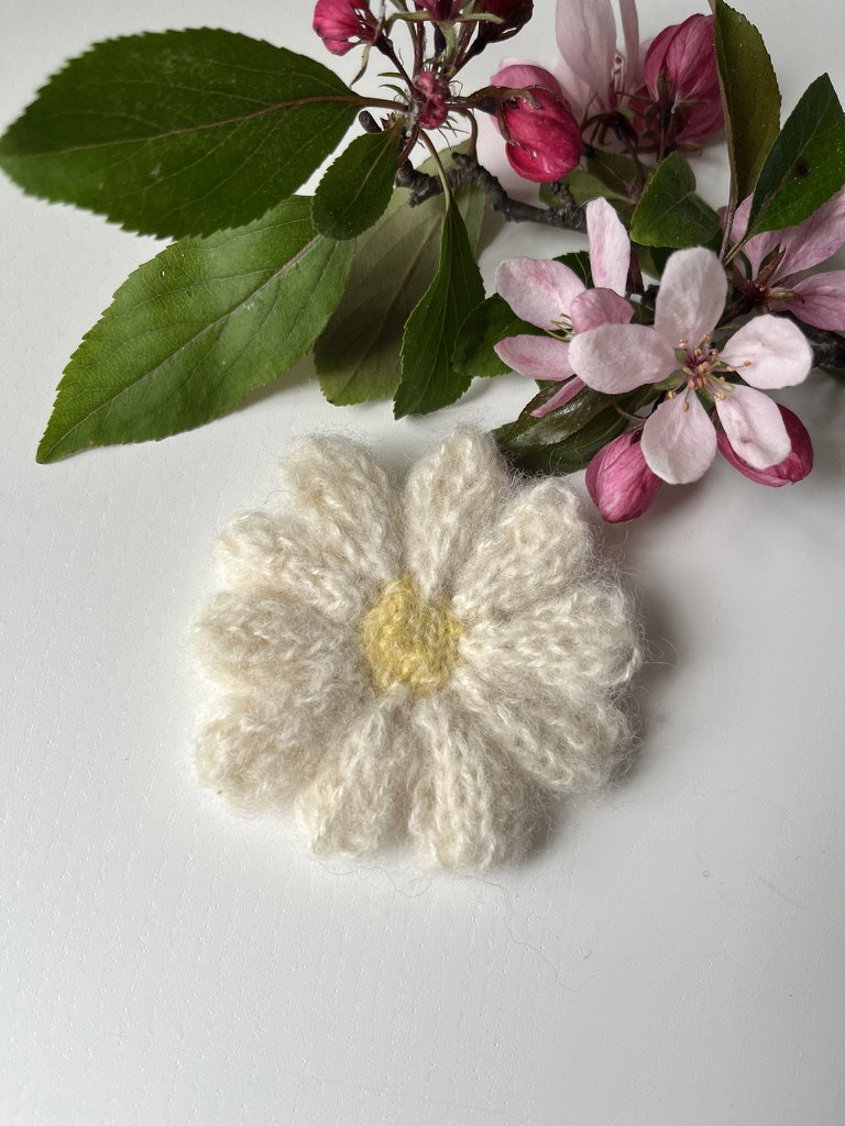 Little Daisy knitting pattern, photo 2