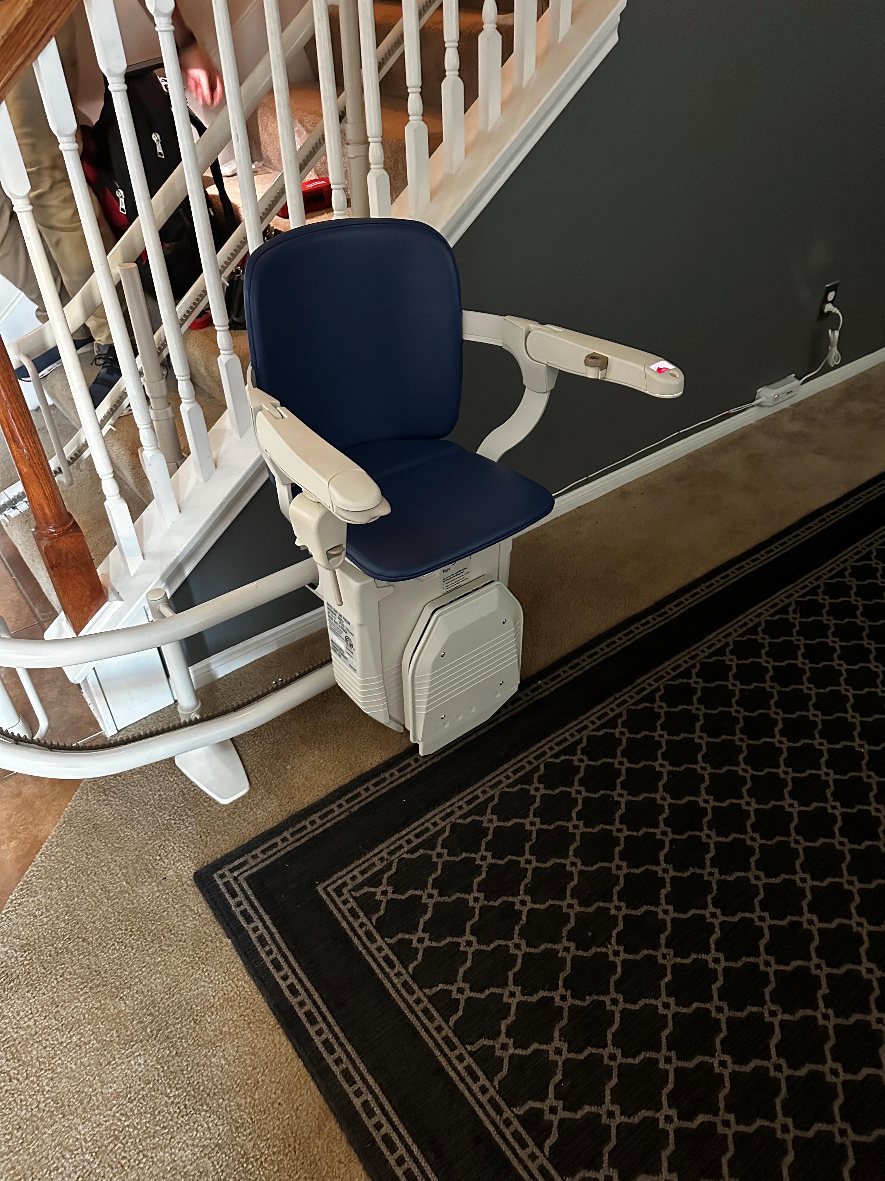 Mobility equipment installed for a Texas veteran