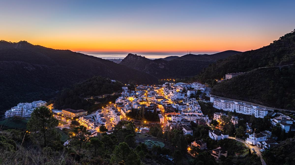 BENAHAVIS GUIDE | Unikk Home