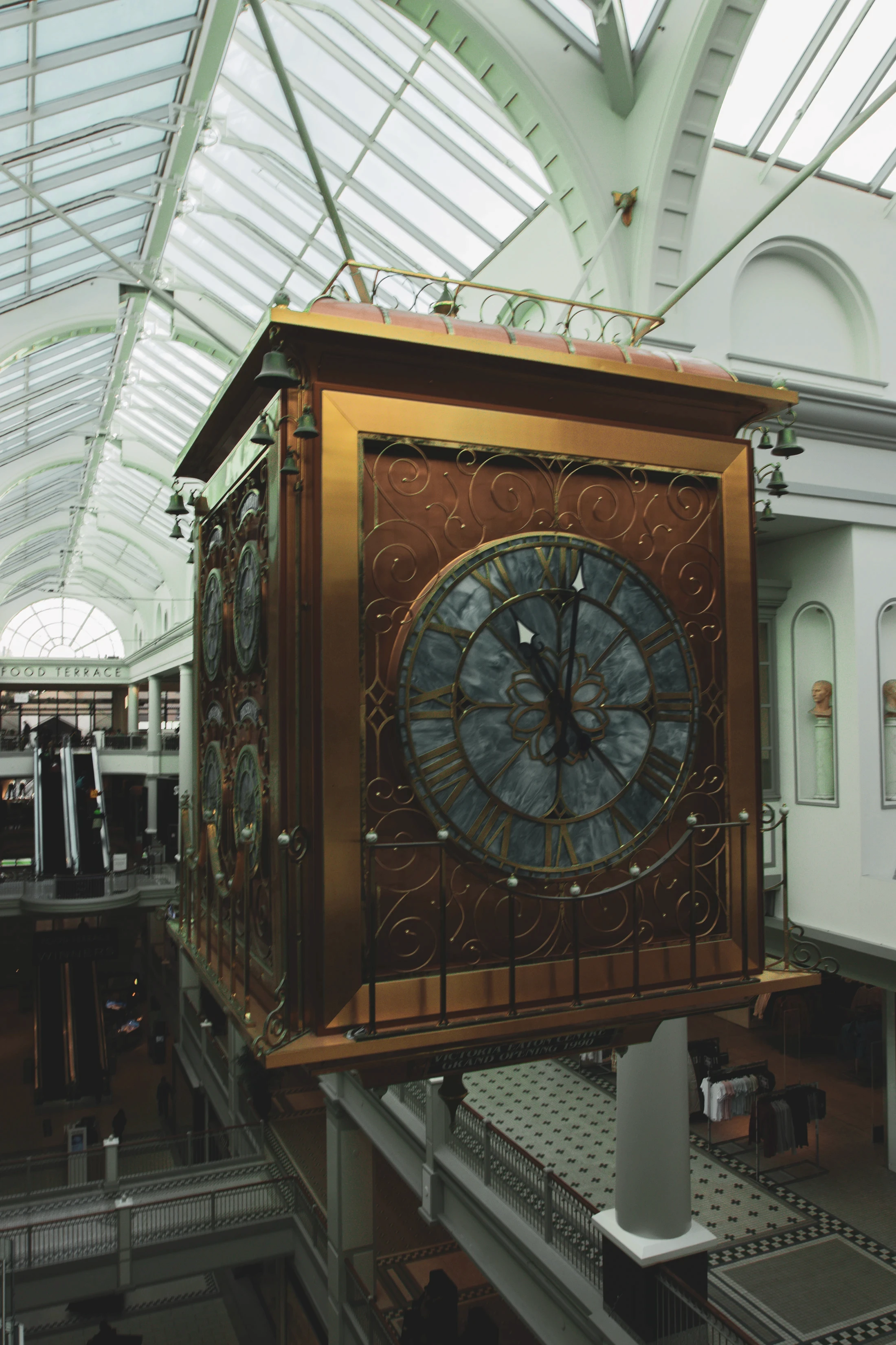 Bay Centre Clock