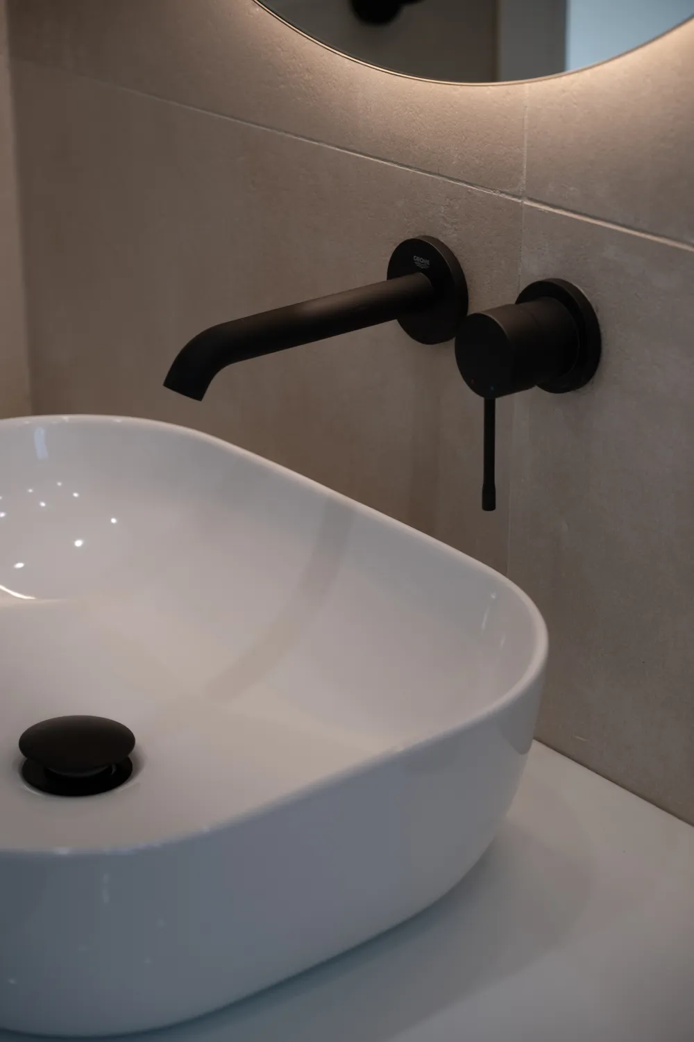 Finishes, photographed by TERAMOK on a YPERIA site