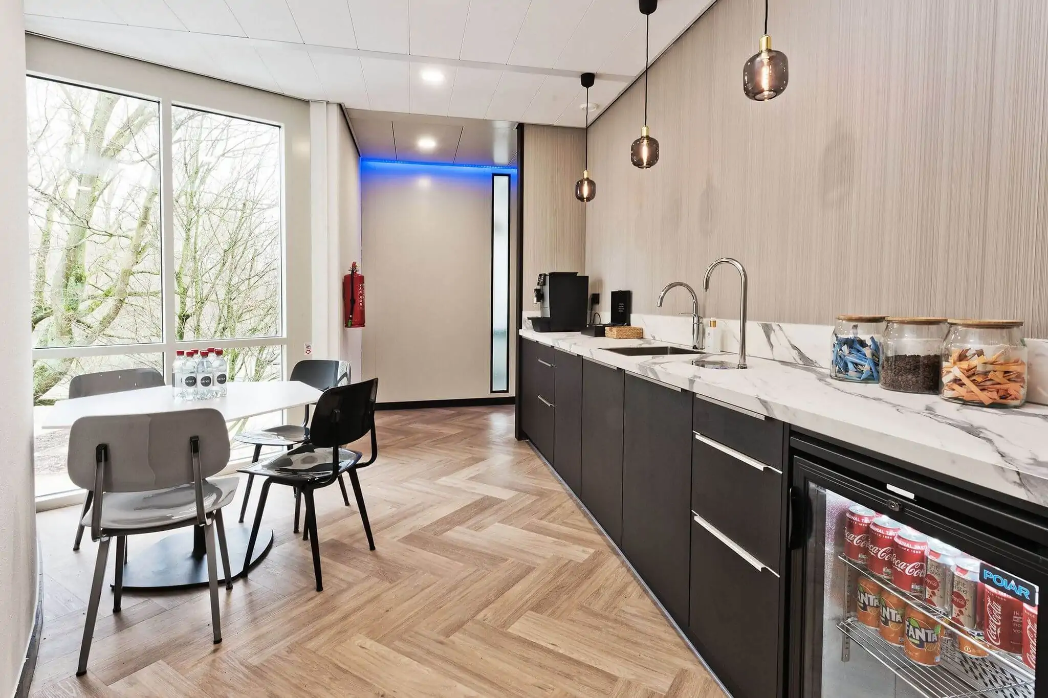 Nieuwe kantoorinrichting Bavinckhouse door Perla