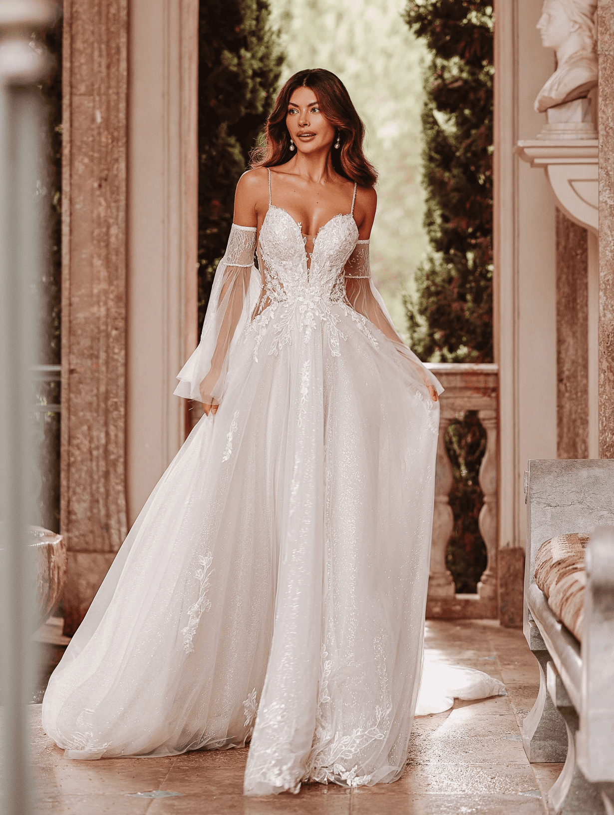 Prinzessinnen Brautkleid mit funkelndem Glitzerrock